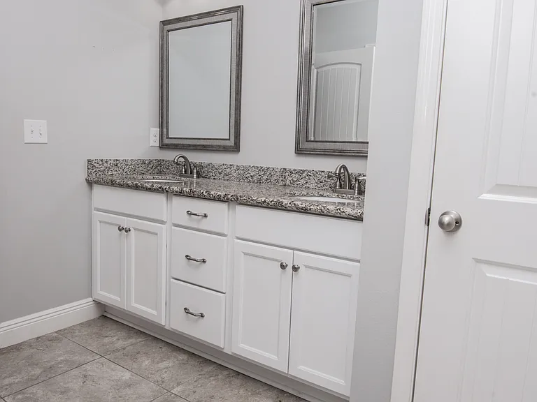 5567 Galaxy Dr — Photo 10