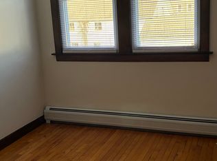 21 Pleasant Grn E, Easthampton, MA 01027