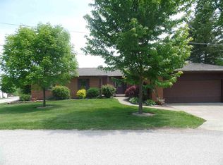 493 E Dawn View Heights Ct, Bloomfield, IN 47424