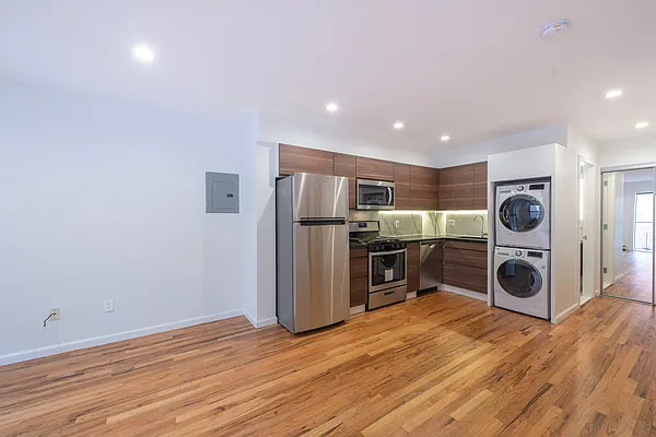 Rented by One Eleven Residential, Inc. | media 4