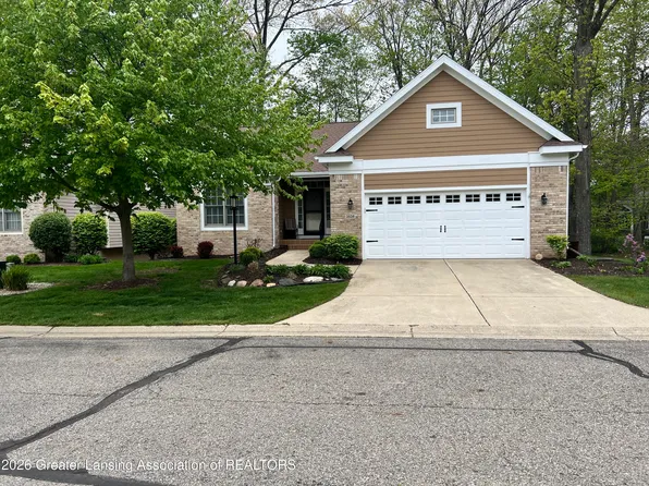 3536 Oakmont Dr, Lansing, MI 48911
