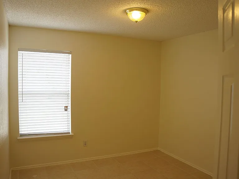 8000 Summer Sun Dr — Photo 10