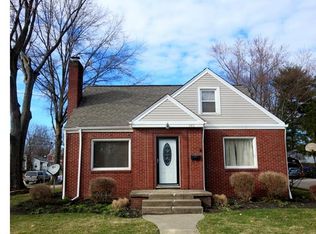 745 Broad Blvd, Cuyahoga Falls, OH 44221