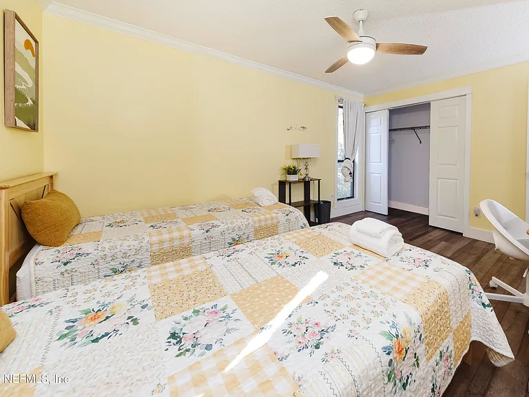 506 Cali Dr — Photo 32
