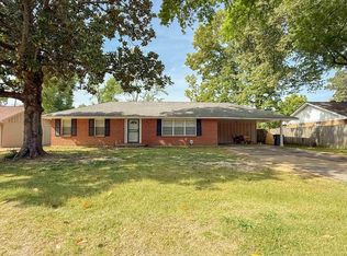1472 E Holmes Rd, Memphis, TN 38116