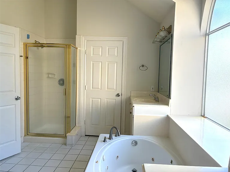 2203 Summer Bay Ct — Photo 13