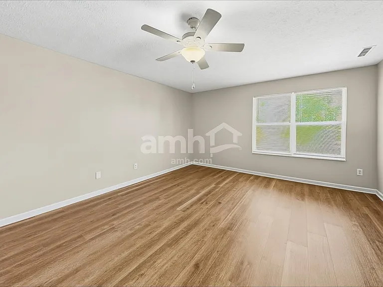 7317 Wellwood Dr — Photo 9