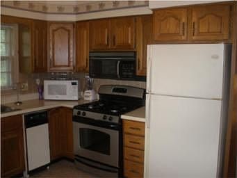 5th image of 5123 Harvard Ave