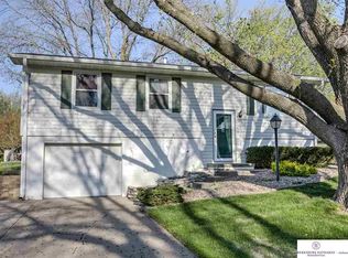 851 N 11th St, Blair, NE 68008