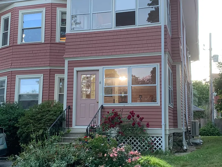 6 Manor St #2 — Photo 23