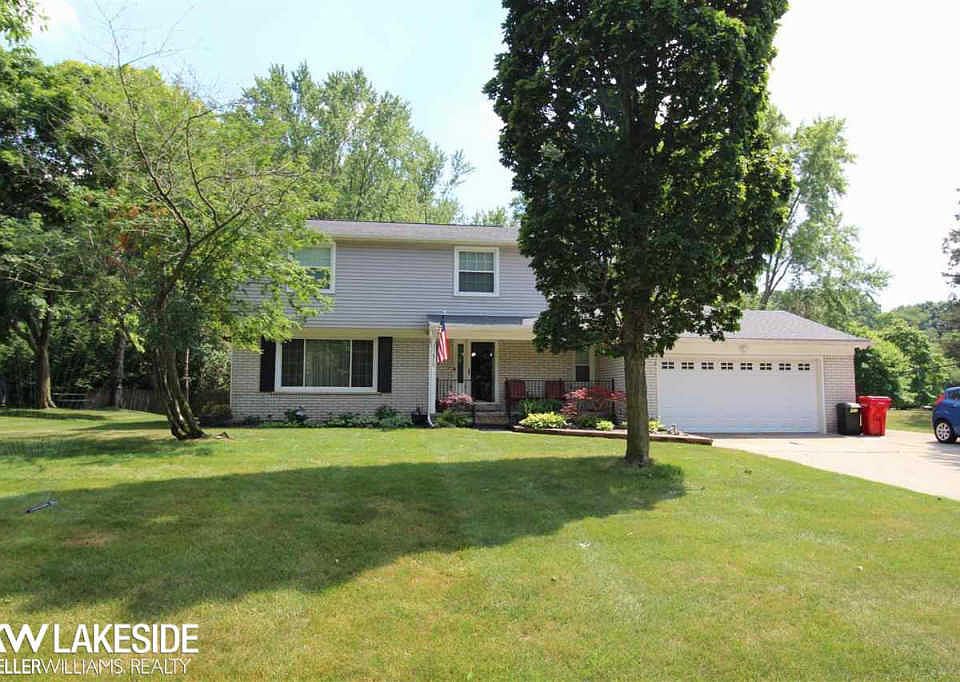 1st image of 25683 Hickory Hill St