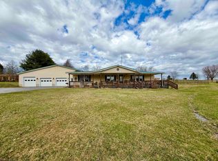 484 Sunny Brook Rd, Reedsville, WV 26547
