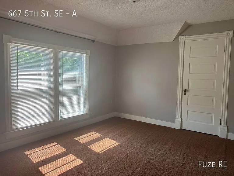667 5th St SE #A — Photo 14