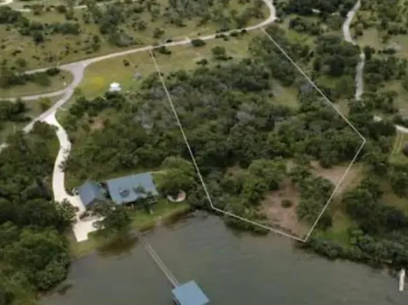 4215 E Sunset Cliff Road, Burnet, TX 78611