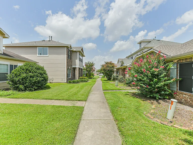 21771 Mossy Field Ln — Photo 30