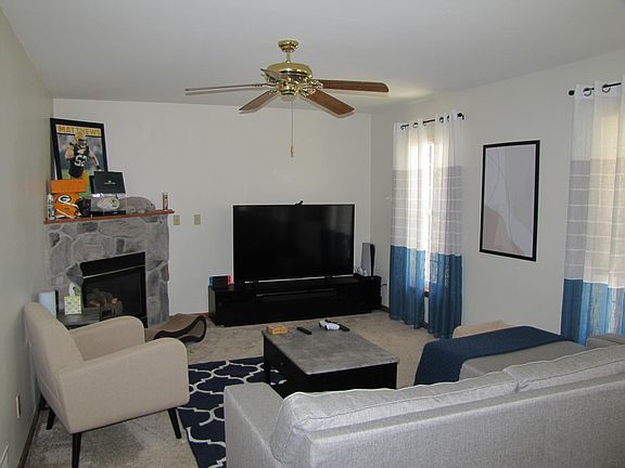 4th image of 2714 Sandra Ln