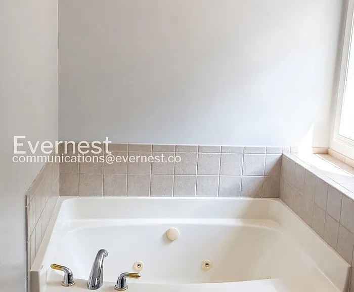13901 Riverdowns North Ct — Photo 11