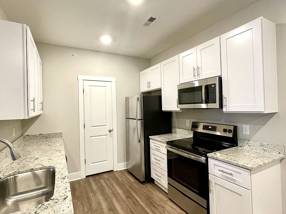 1st image of 410 English Commons Dr #308
