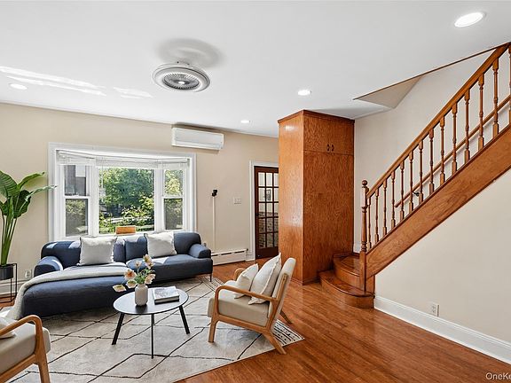 2nd image of 3120 78th Street