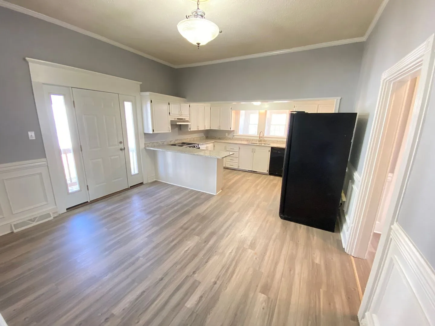 Large 2bd/1ba House down 1st St in walking distance to Downtown Kannapolis — Photo 3
