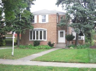 633 S 10th Ave, La Grange, IL 60525