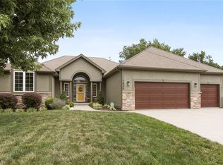 7835 N Birch Ln, Kansas City, MO 64151