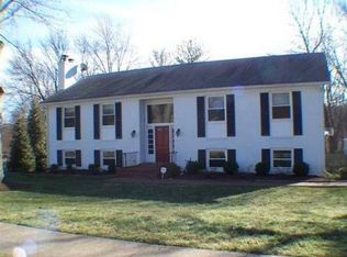 1343 Macbeth St, Mc Lean, VA 22102