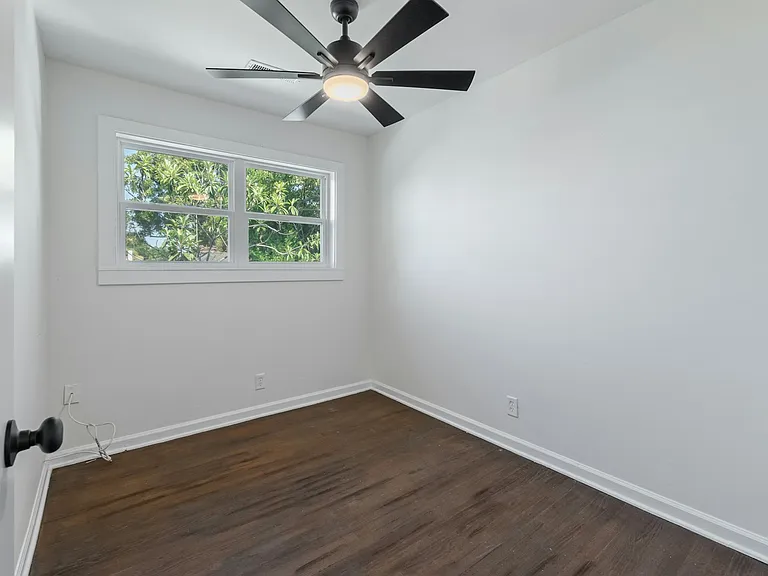 Upstairs Bedroom 3