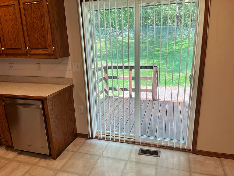 5513 Candleberry Dr — Photo 8