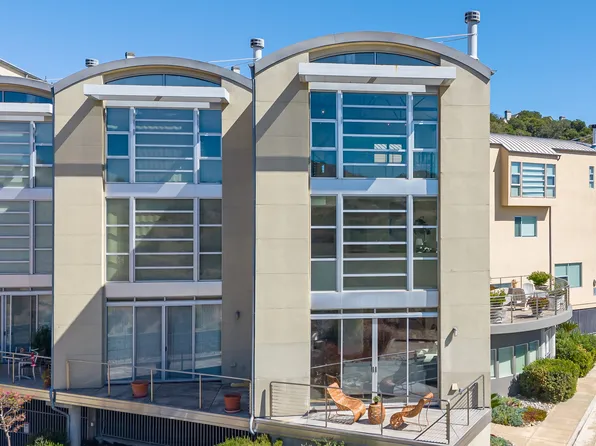 50 Cresta Dr #1, San Rafael, CA 94703