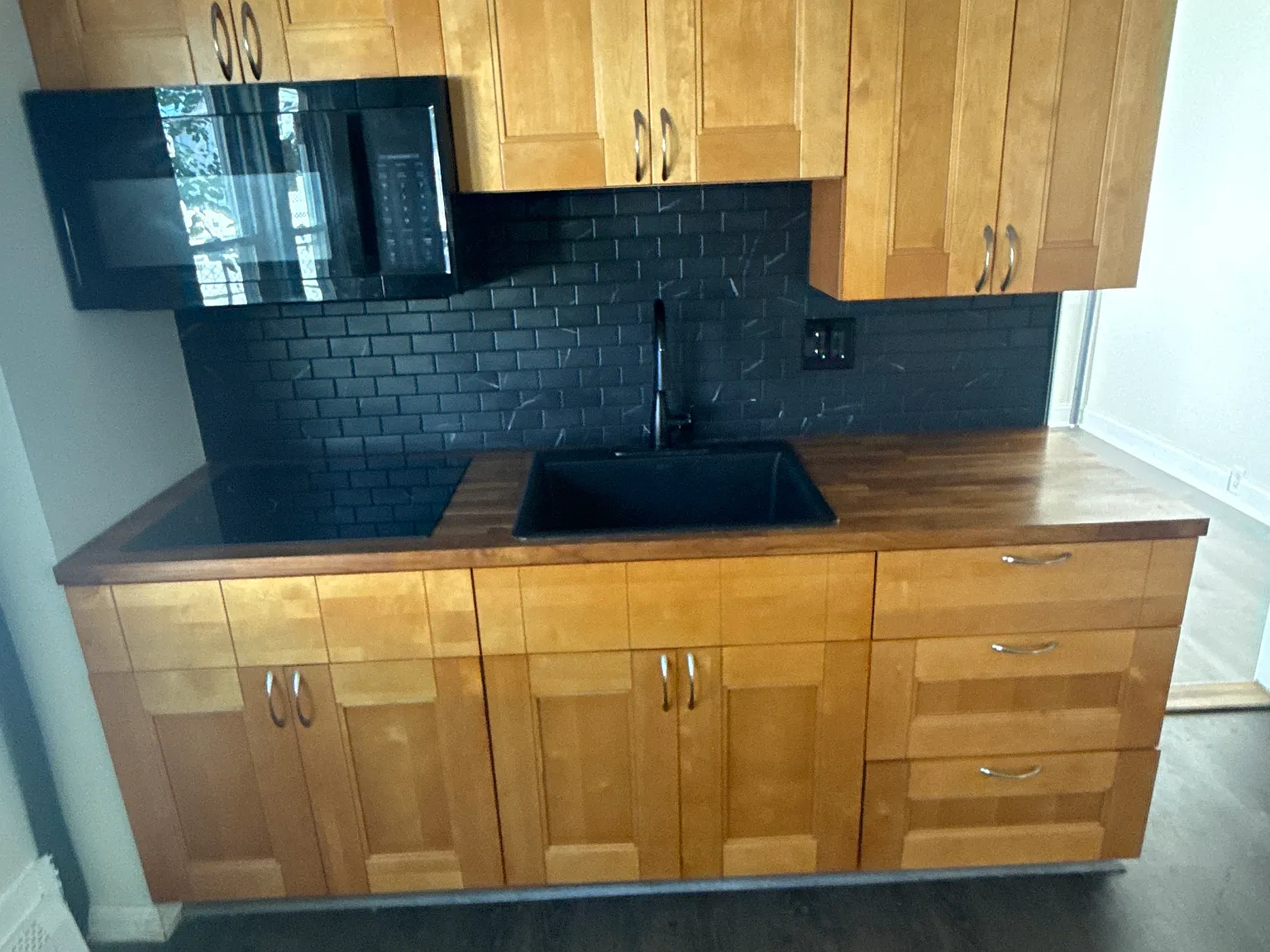 2 bed, $1,150 — Photo 3