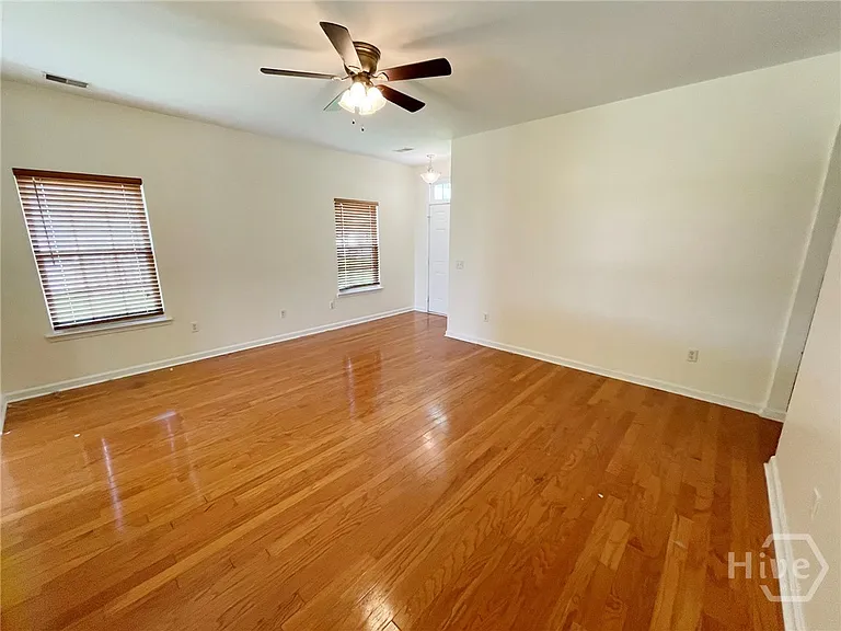 50 Blue Oak Dr — Photo 5