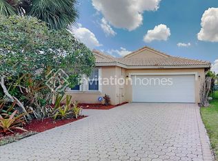 12448 NW 55th St, Pompano Beach, FL 33076