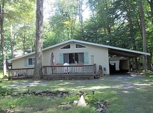 142 Selig Rd, Pocono Lake, PA 18347