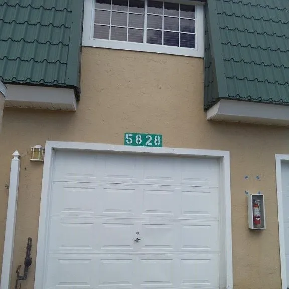 Harbour Club Rd — Photo 4