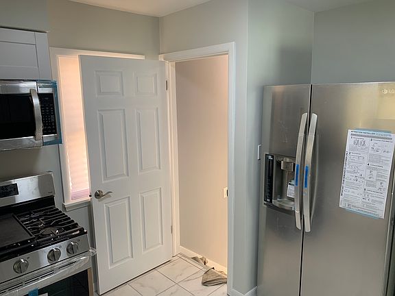 4th image of 14317 S Lowe Ave
