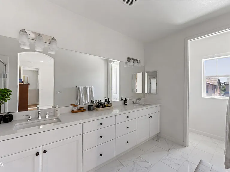 2353 Nicklaus St — Photo 23