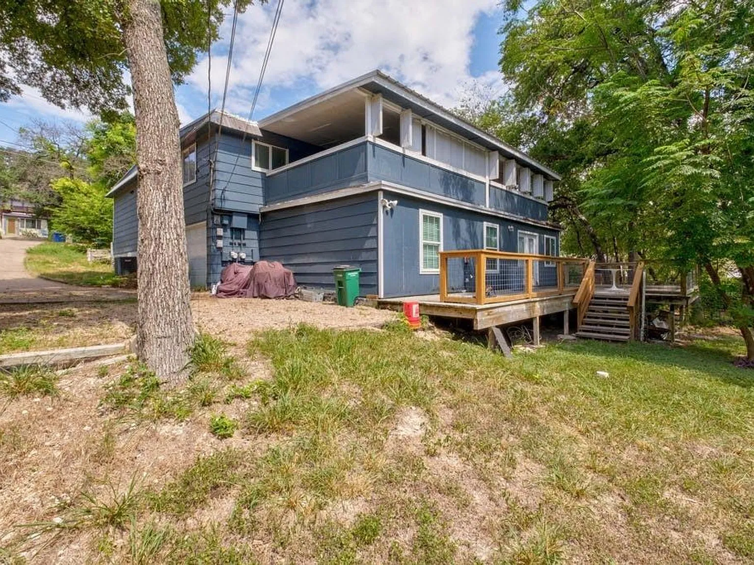 3305 Clawson Rd — Photo 1