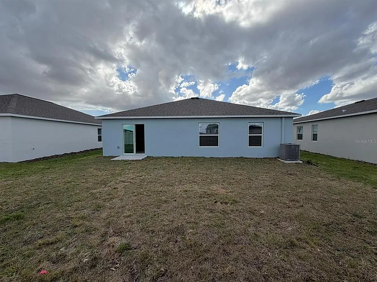 4746 Katrina Dr — Photo 22