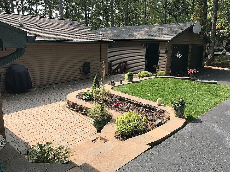 Custom Care Taking deck