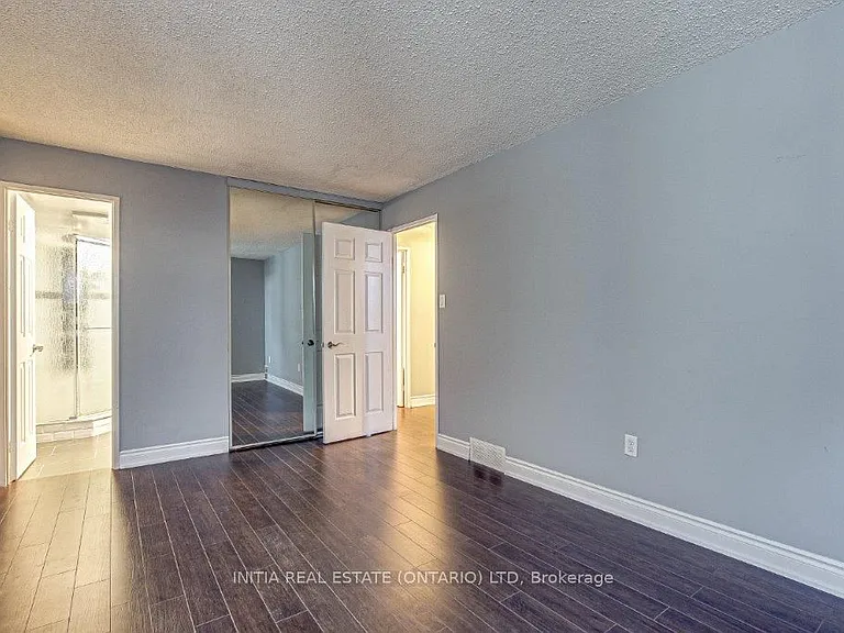 363 Colborne St #2404 — Photo 32