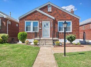 4163 Parker Ave, Saint Louis, MO 63116