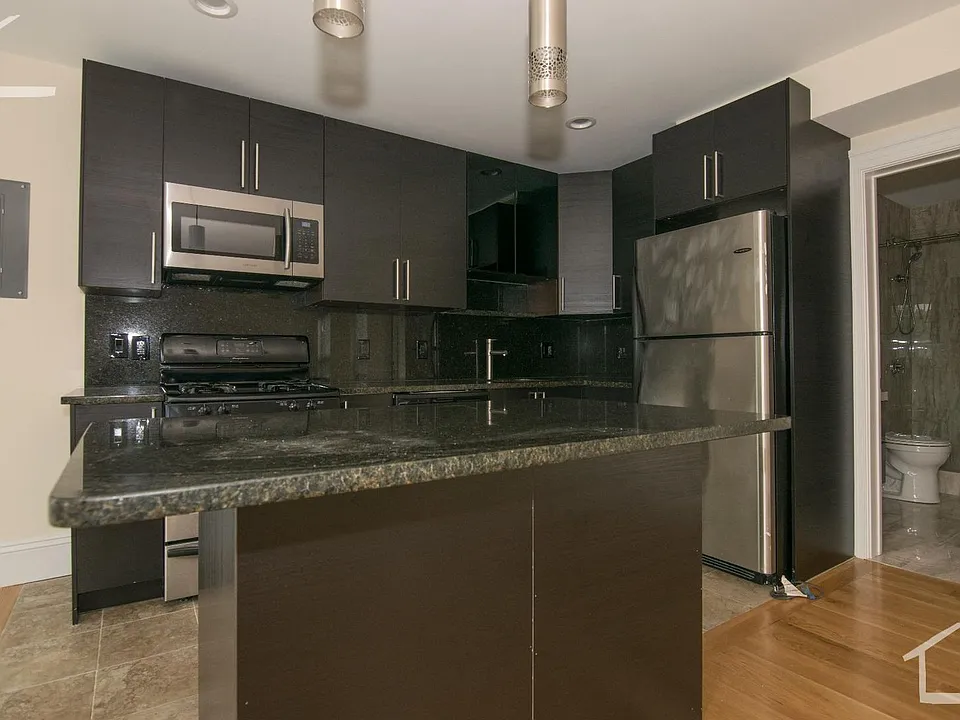 1616 Beacon St #2