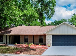 706 Thistle Dr, Seffner, FL 33584