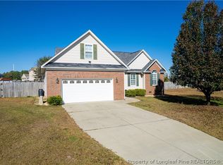 194 Ivywood Ln, Raeford, NC 28376