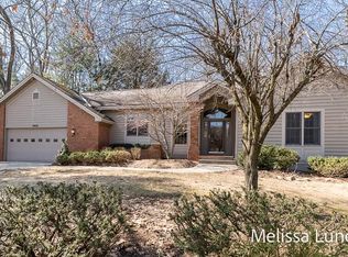 19025 Walden Dr, Spring Lake, MI 49456