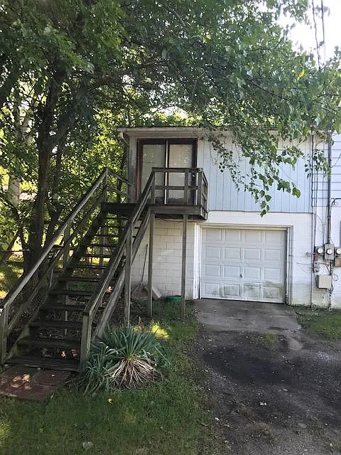 4226 1/2 W Dunes Hwy #B
