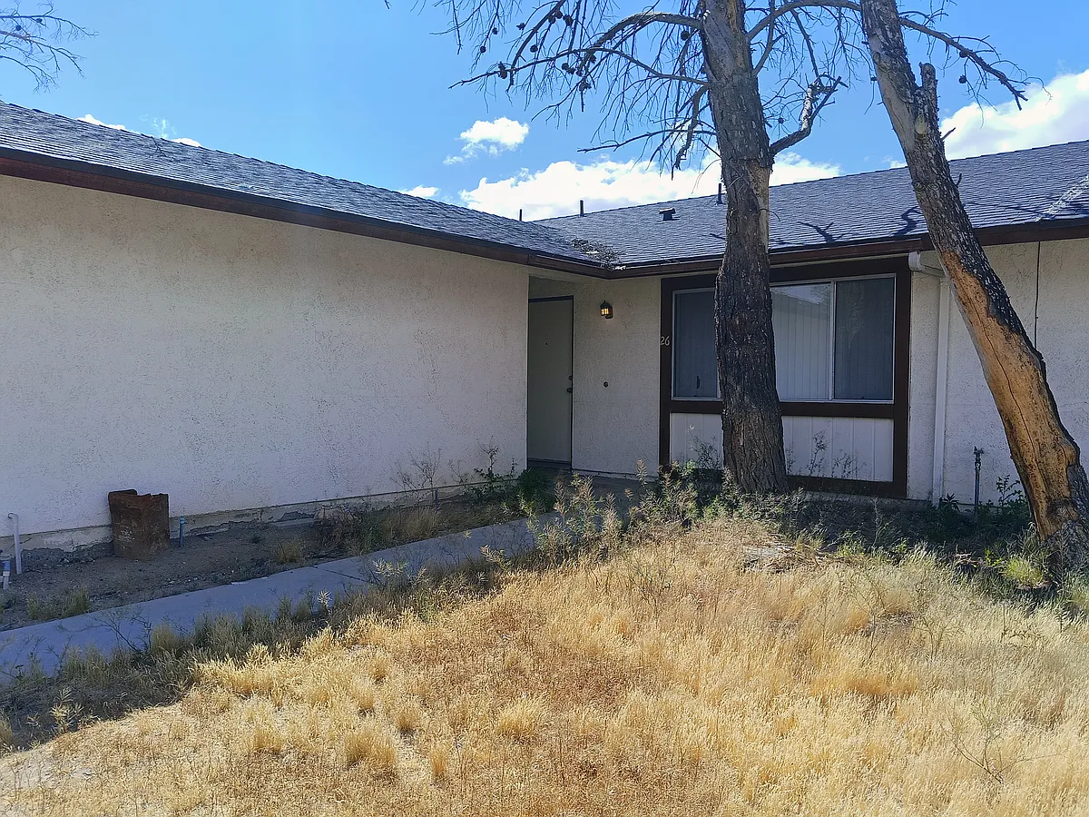 Building Photo - 751 Higgins Rd #26