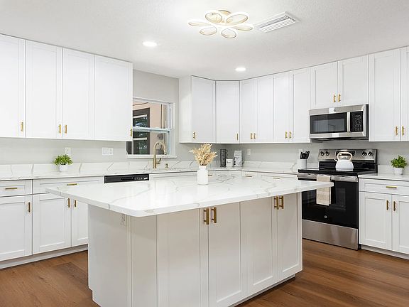 2nd image of 4335 10th Ave S #A