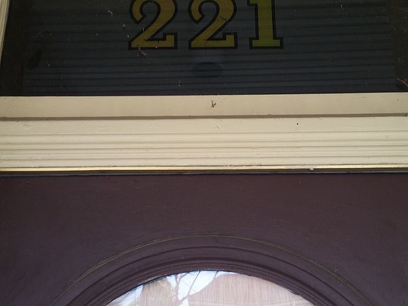 2nd image of 221 E 10th St